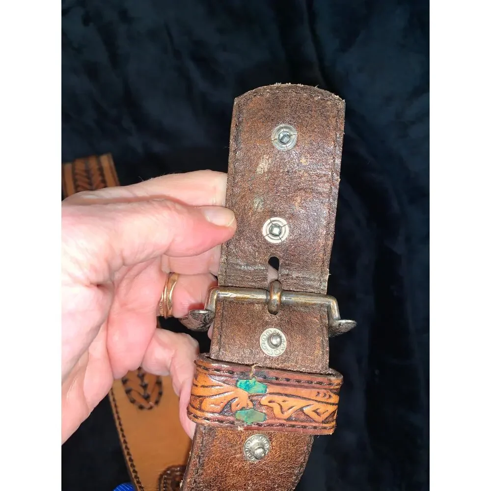 VINTAGE UNWORN TONY LAMA COMONCHERO TOOLED LEATHER WESTERN BELT & BUCKLE UNISEX